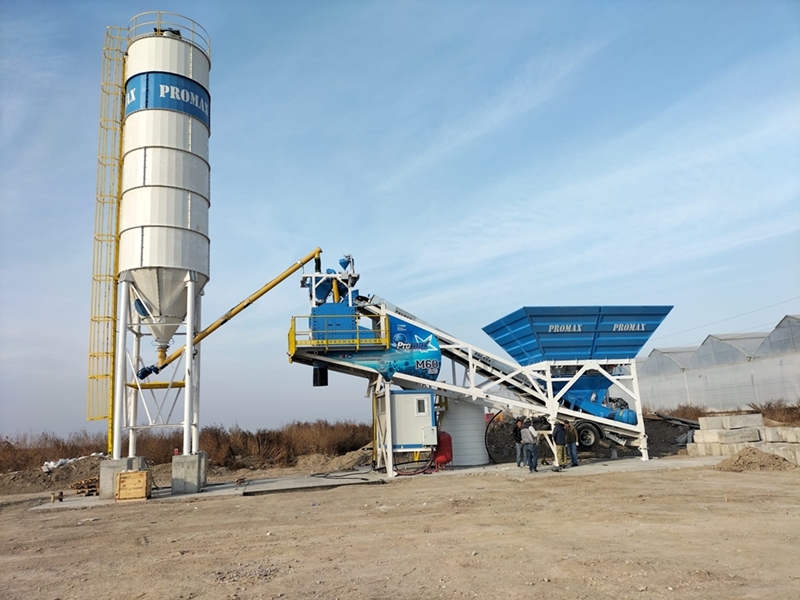 60m³/h Mobile Concrete Batching Plant